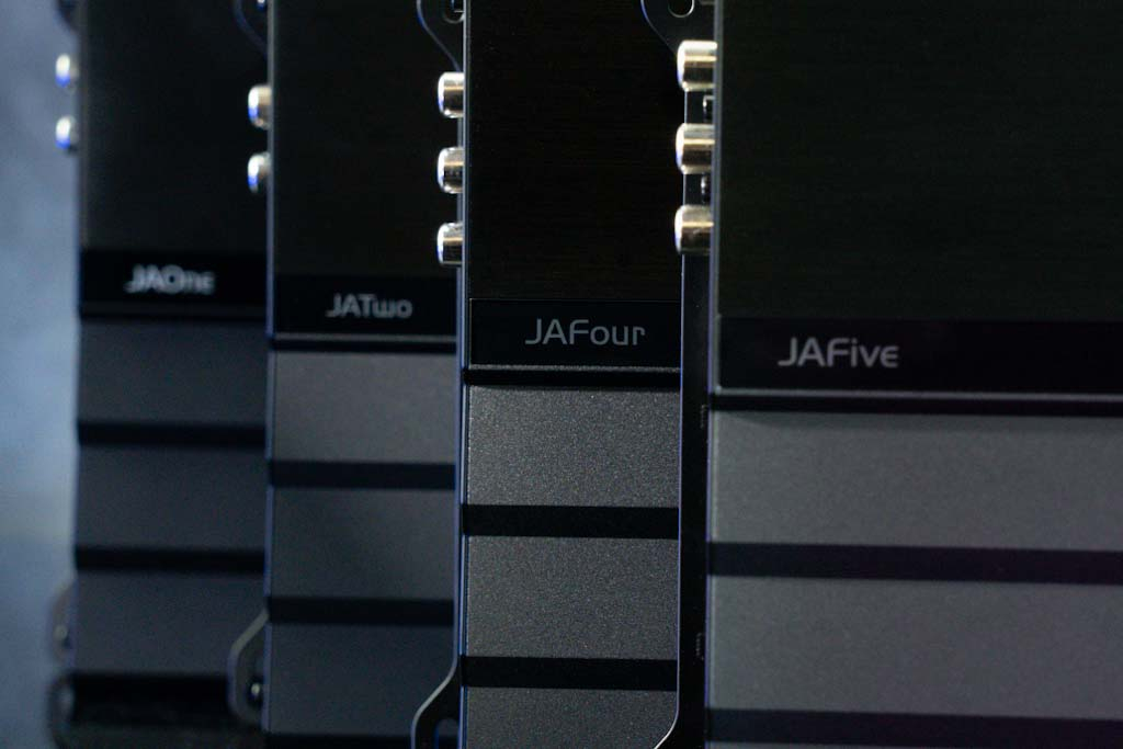 jafour in carousel of apex amps